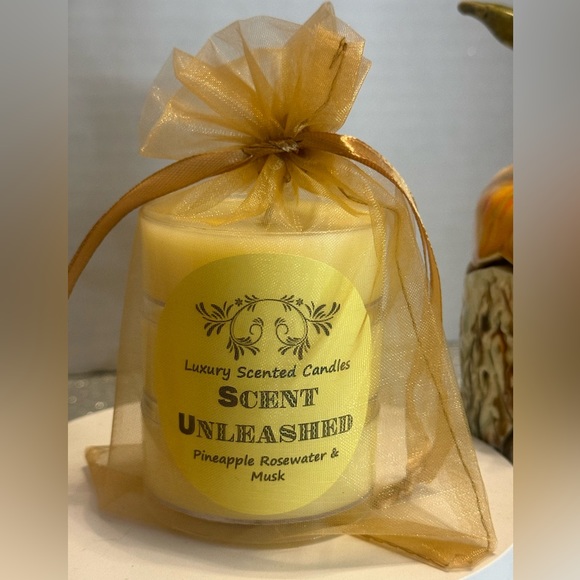 NEW- PINEAPPLE ROSEWATER & MUSK: SCENT UNLEASHED, LUXURY HAND POURED CANDLES. - Picture 3 of 6